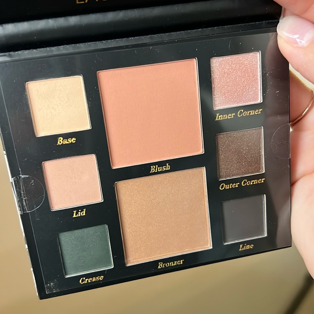 Laura Geller - Guest of Honor eyeshadow palette